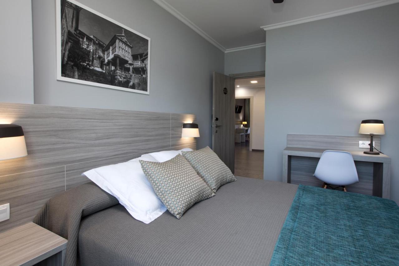 Hotel Комбарро Экстерьер фото
