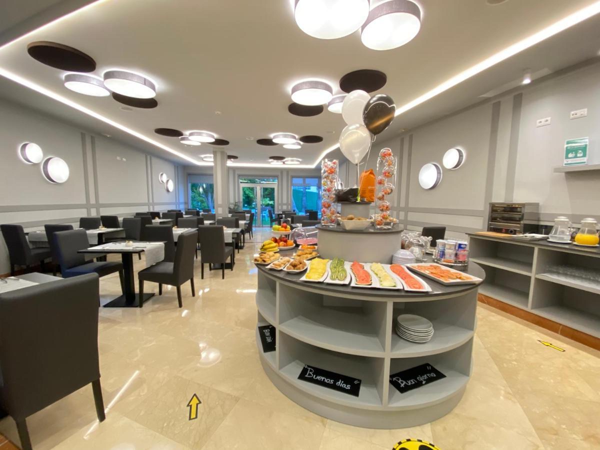 Hotel Комбарро Экстерьер фото