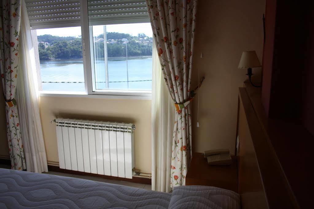 Hotel Комбарро Экстерьер фото